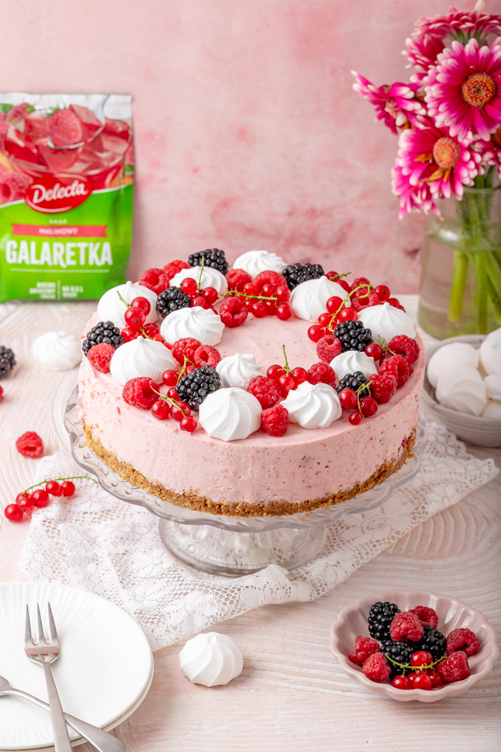 Tort malinowy - Delektujemy.pl
