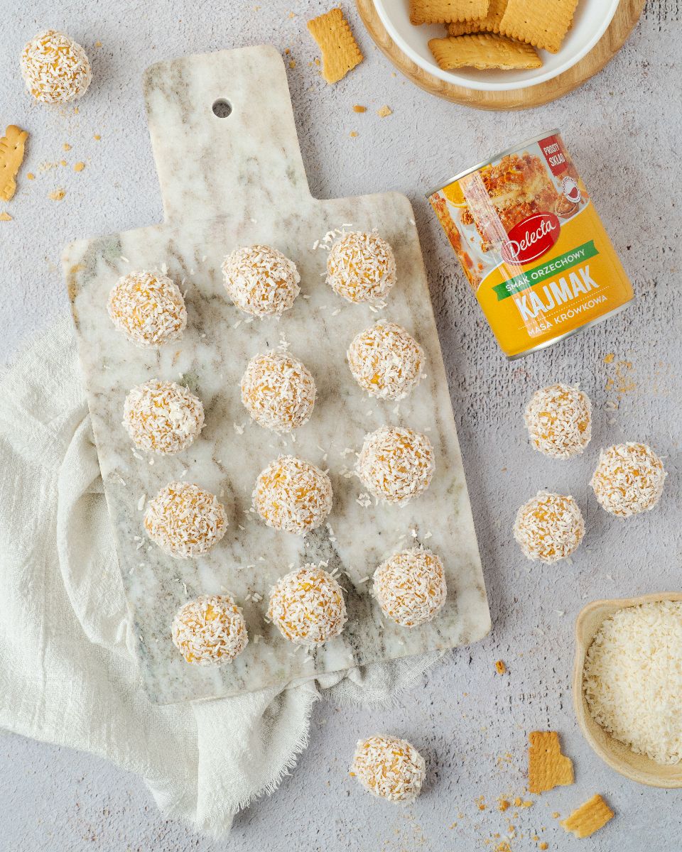 Trufle kajmakowe w wiórkach kokosowych